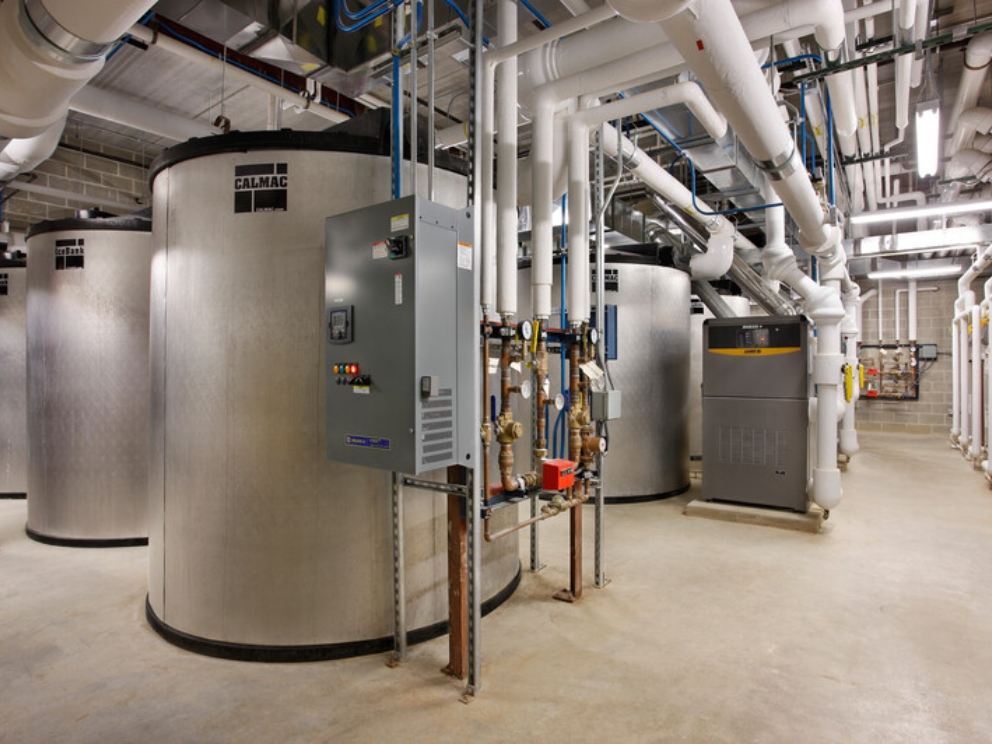 ThermalTanks_Kirkwood Hotel.jpg